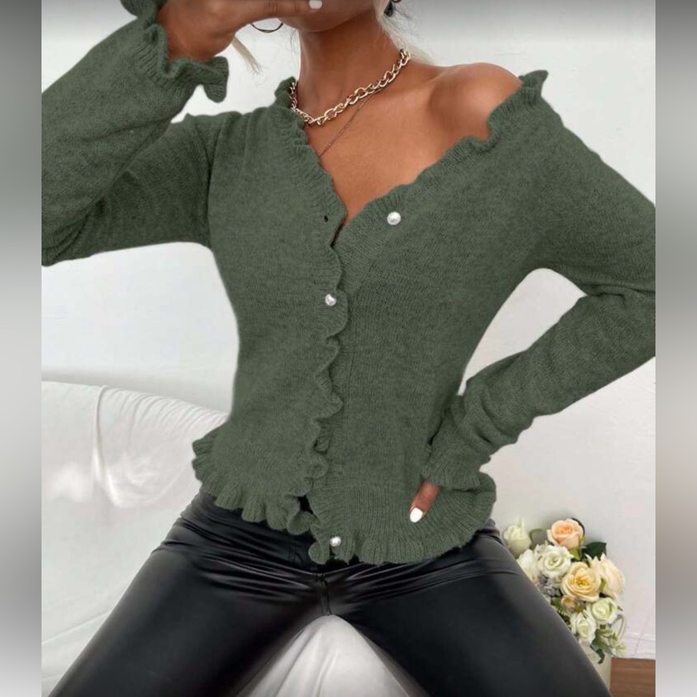 Green Ruffled Button-Up Sweater - Picture 4 of 5